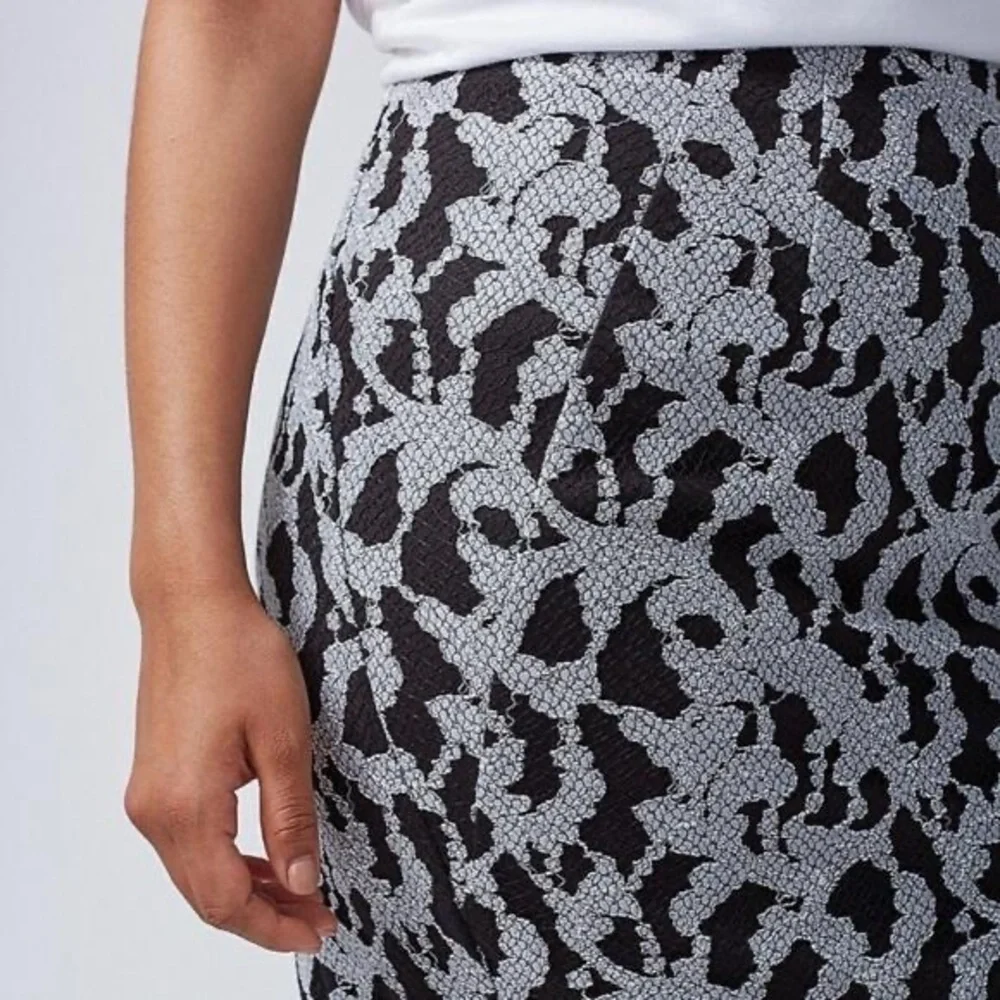 Lane Bryant Vintage Inspired Black & White Snakeskin Ponte Pencil Skirt …